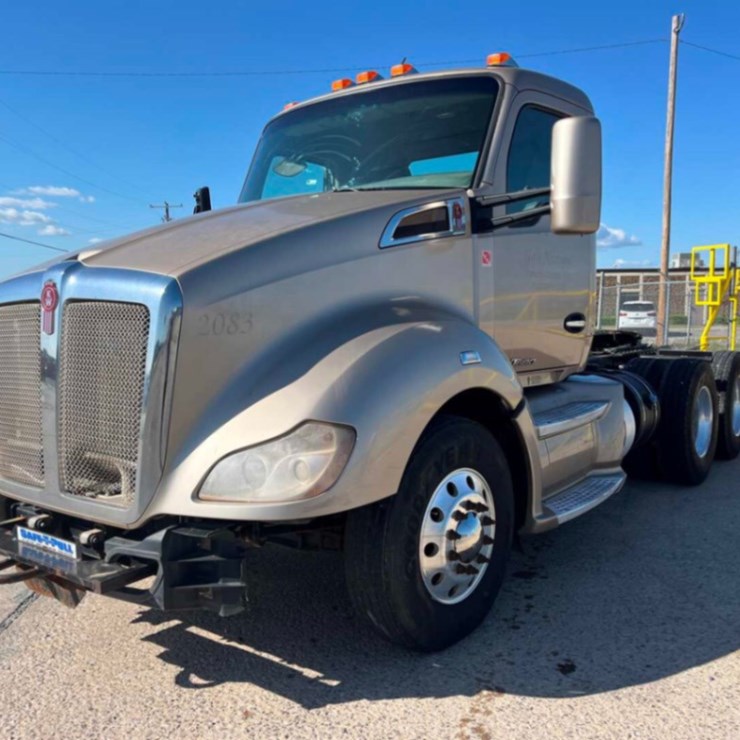 2014 KENWORTH T680