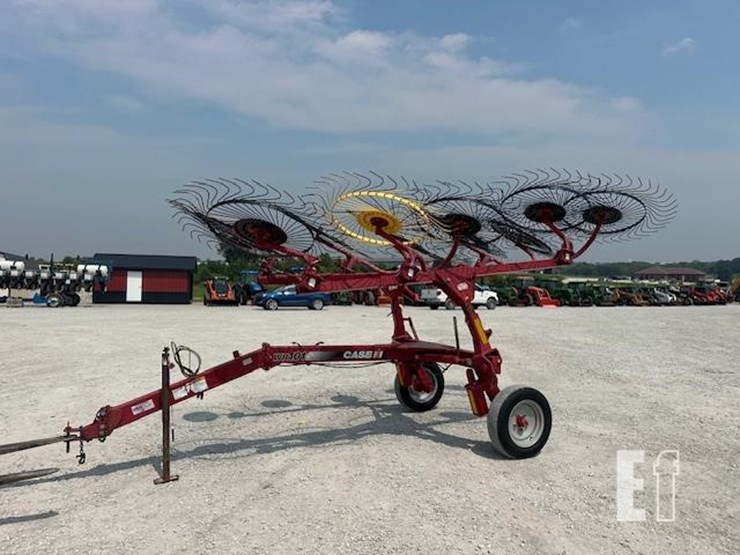 2010-case-ih-wr101-image-1