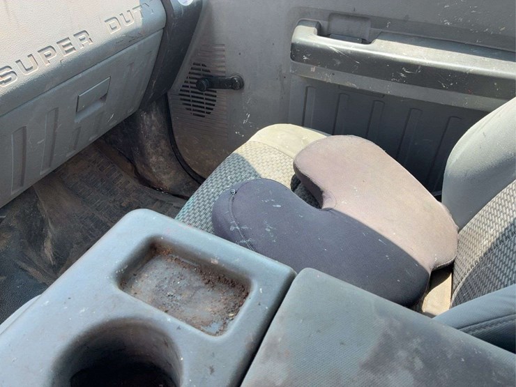 2012-ford-f250-image-19
