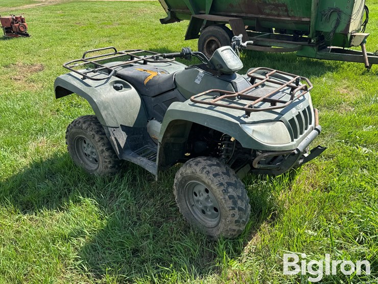 2009-arctic-cat-700-image-3