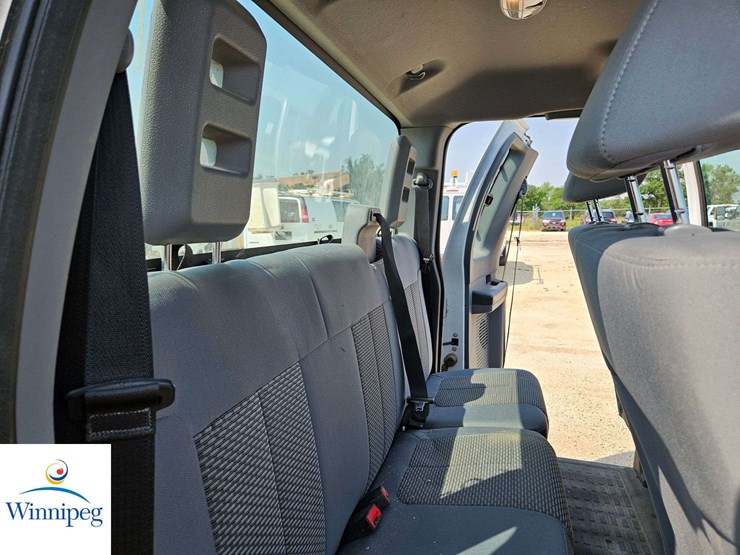 2014-ford-f350-image-31