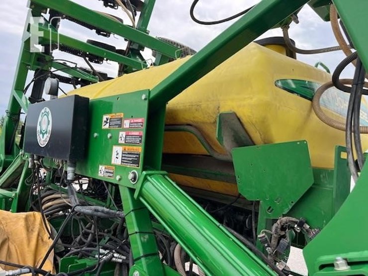 2018-john-deere-1990ccs-image-16