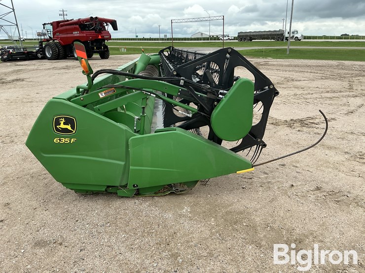 2011-john-deere-635f-image-4