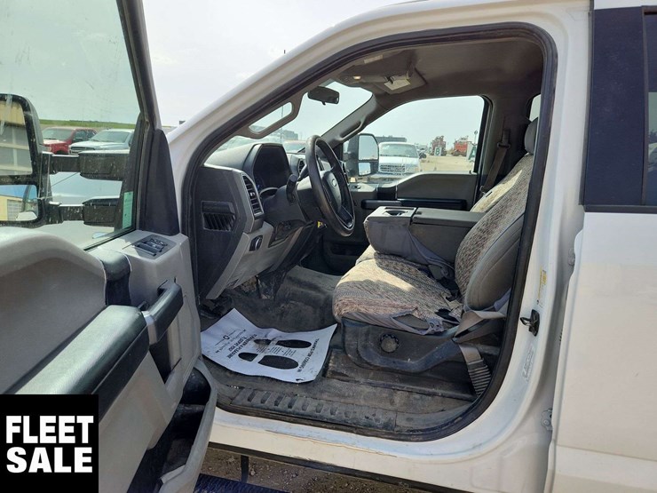 2019-ford-f350-image-13