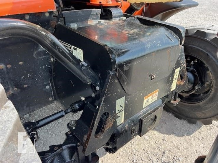 2018-jlg-g5-18a-image-14