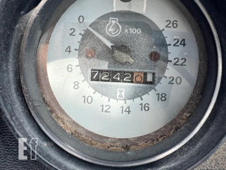 ford-8700-image-40