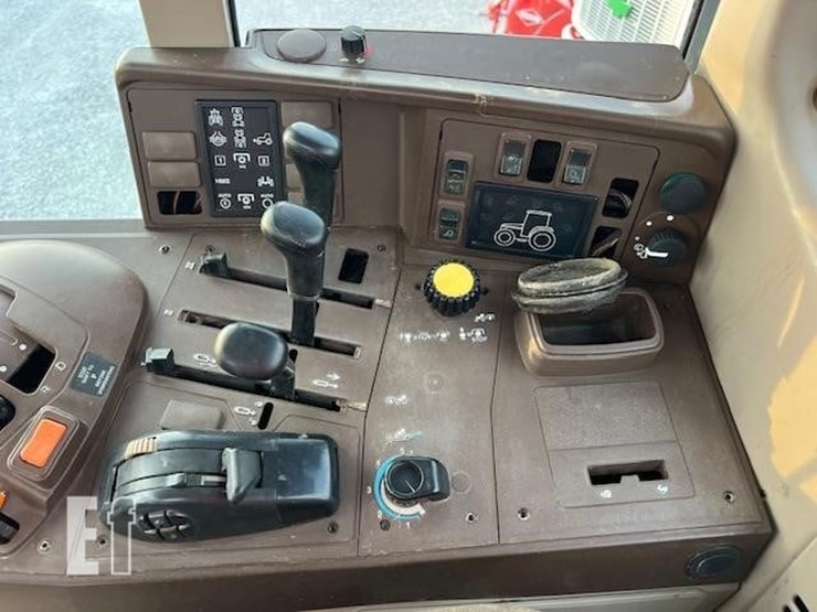 2005-john-deere-7420-image-39