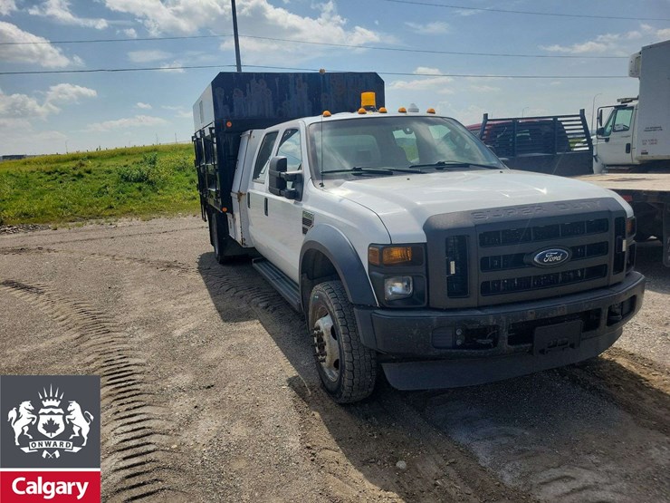 2009-ford-f550-image-1