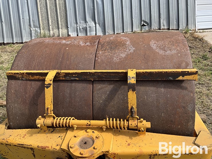 pull-type-smooth-drum-roller-packers-image-12