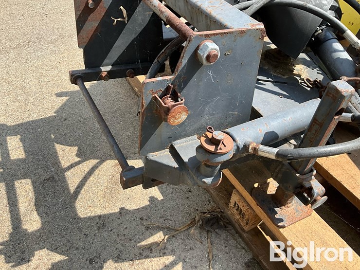 john-deere-246-image-10