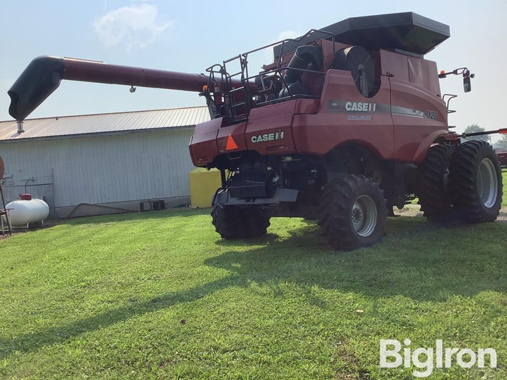 2010-case-ih-8120-image-5