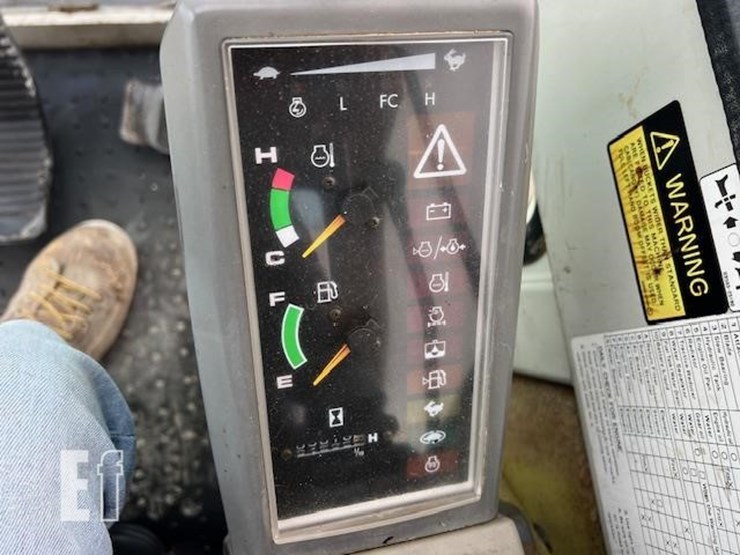 takeuchi-tb175-image-44