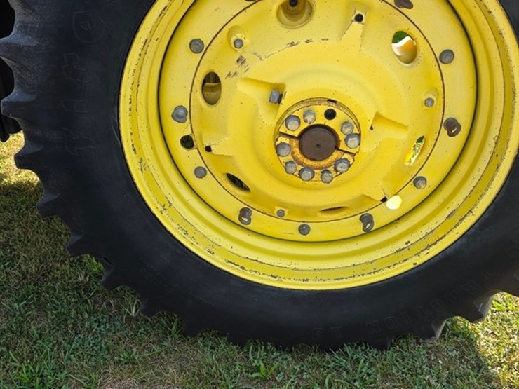 john-deere-7810-image-31