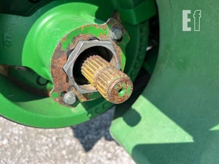 2014-john-deere-s680-image-14