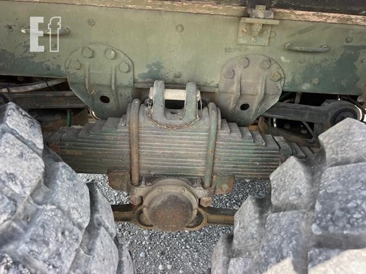 am-general-m923-image-19