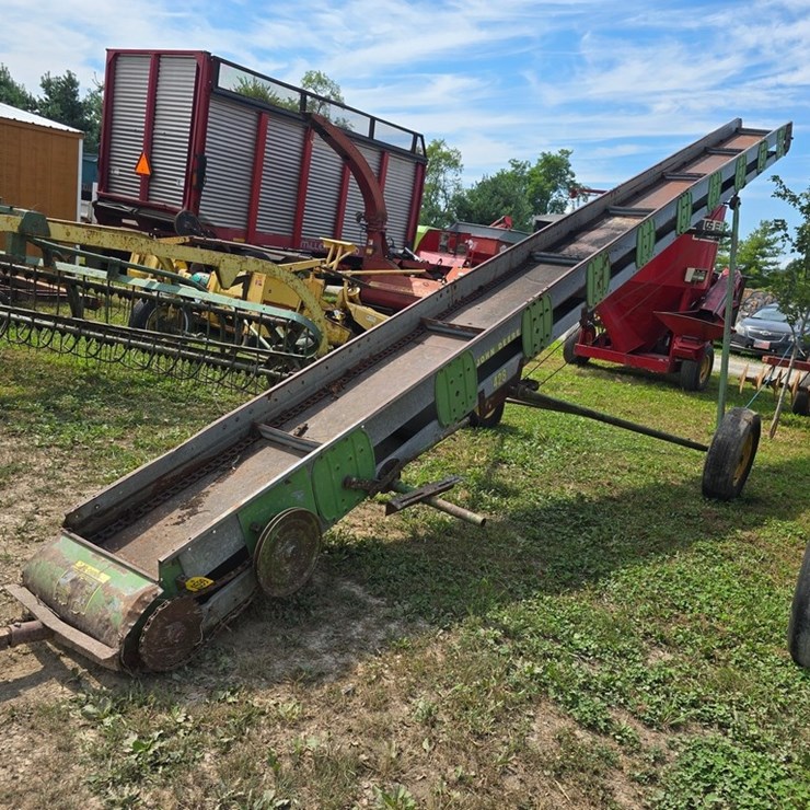 JOHN DEERE 428