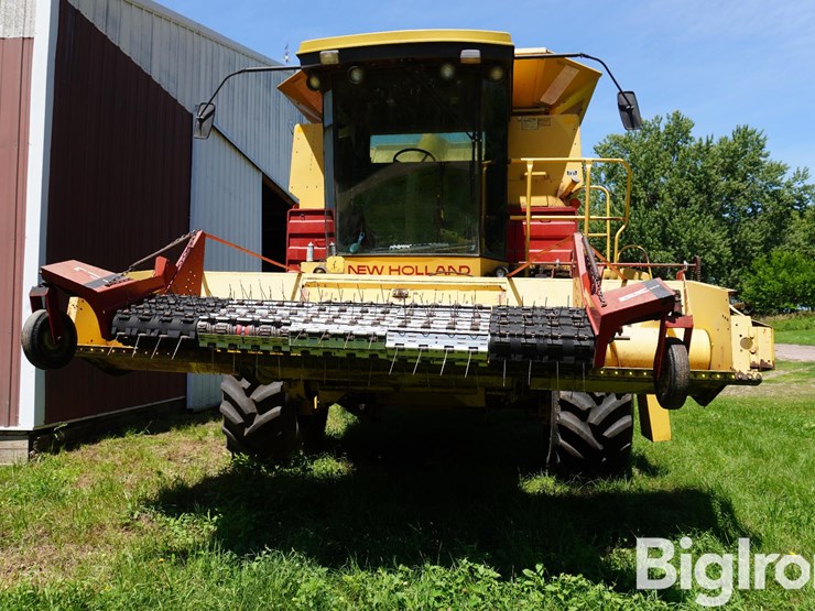 1992-new-holland-tr86-image-2
