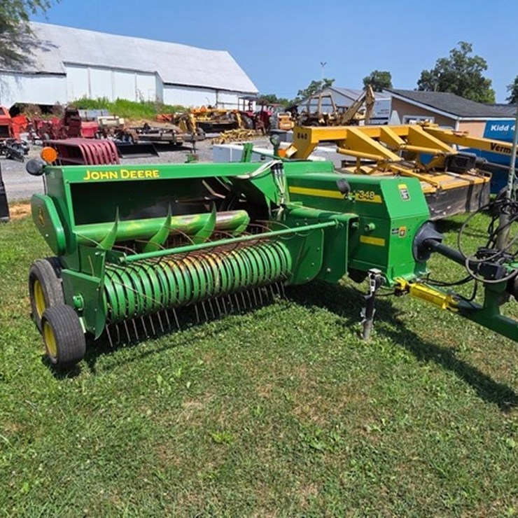 JOHN DEERE 348