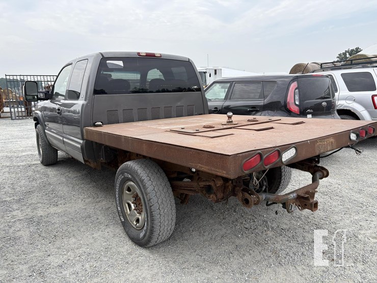 1999-chevrolet-silverado-2500-image-11