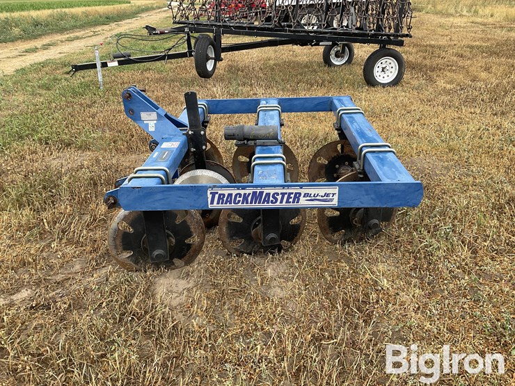 blu-jet-track-master-image-8