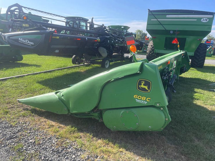 2009-john-deere-608c-image-4