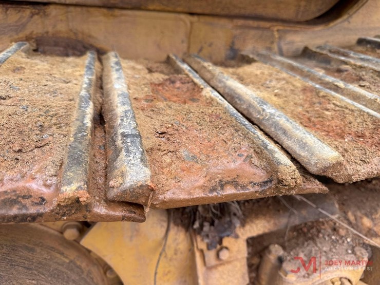 caterpillar-943-lgp-image-12