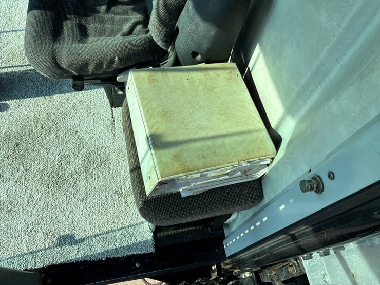 gleaner-r62-image-78