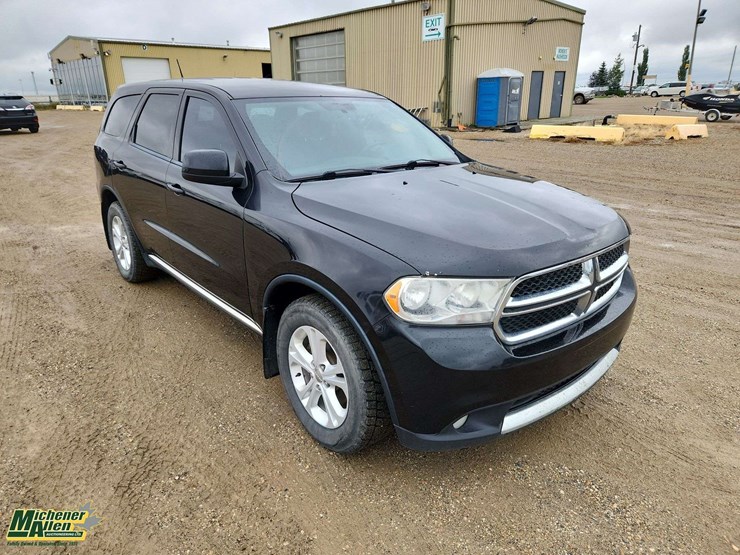 2013-dodge-durango-image-2