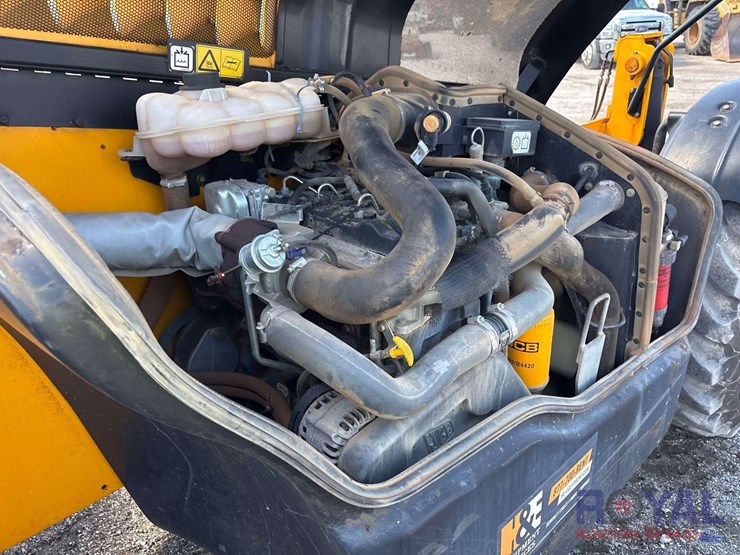 jcb-507-42-image-15