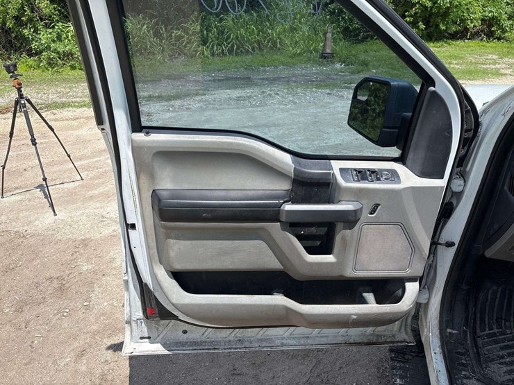 2015-ford-f150-image-6