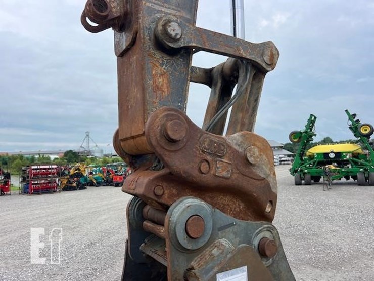 2014-deere-290g-lc-image-14