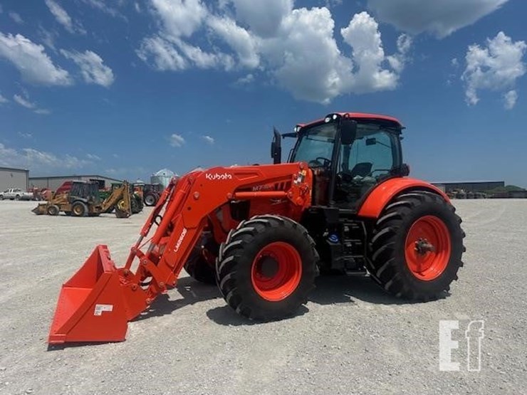 2023-kubota-m7-154-deluxe-image-1