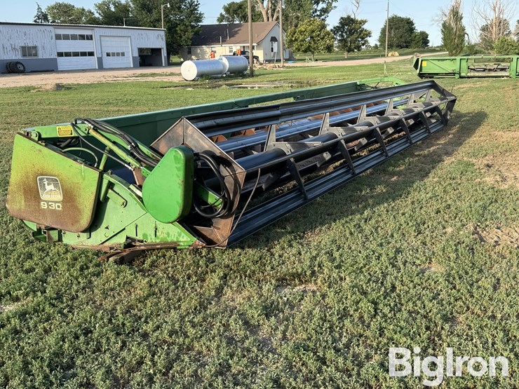 1990-john-deere-930-image-3