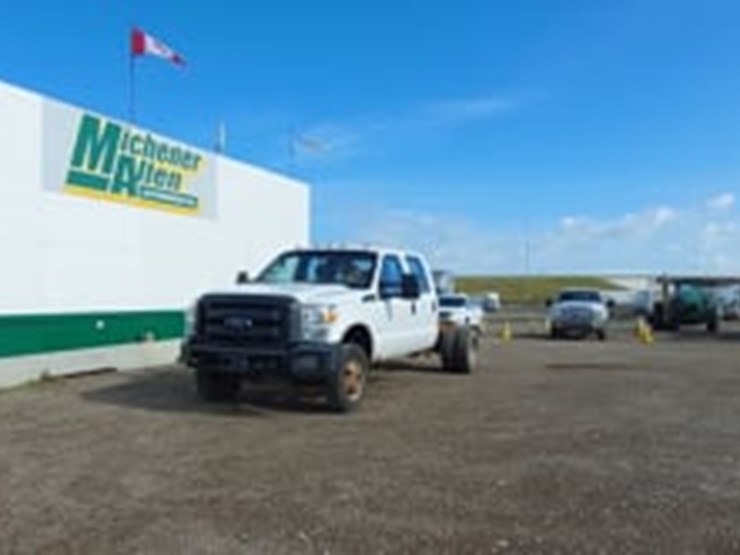 2014-ford-f350-image-19