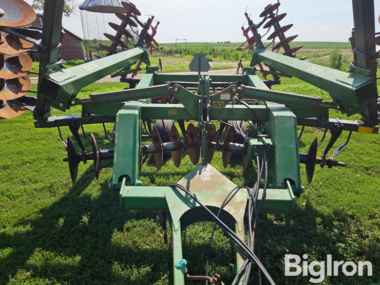 john-deere-630-image-11