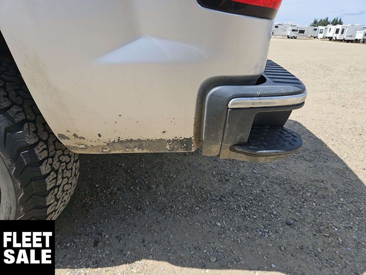 2018-chevrolet-silverado-1500-image-34