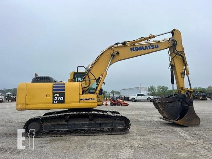 komatsu-pc210-lc-image-7