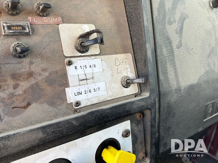1995-kenworth-t600-image-42