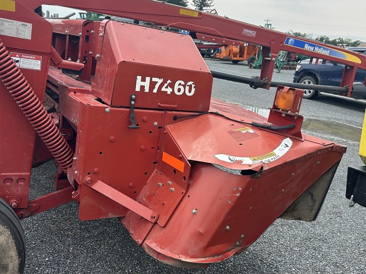 2012-new-holland-h7460-image-3