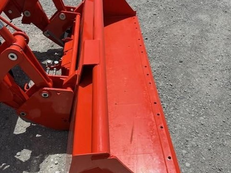 2023-kubota-m7-154-deluxe-image-16