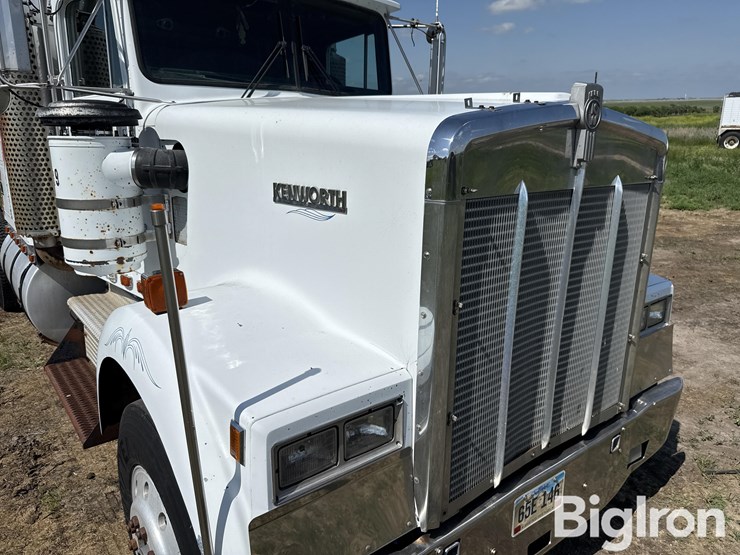 1984-kenworth-w900-image-20