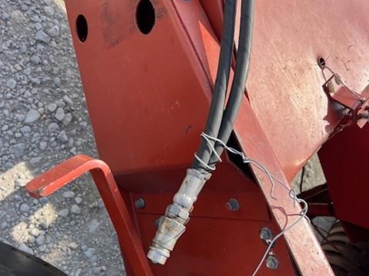 hesston-540-image-20