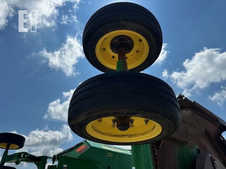 2020-john-deere-m20-image-18
