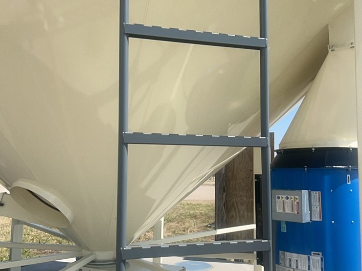concept-7,500-bushel-hopper-bin,-fully-equipped-with-bin-fan-with-agi-grainguard-10-hp-three-phase-electric-motor.-image-20