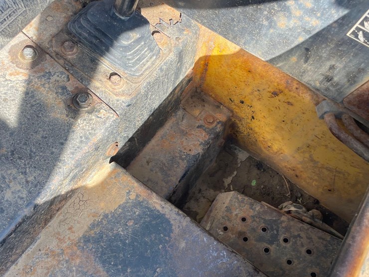 john-deere-7775-image-44