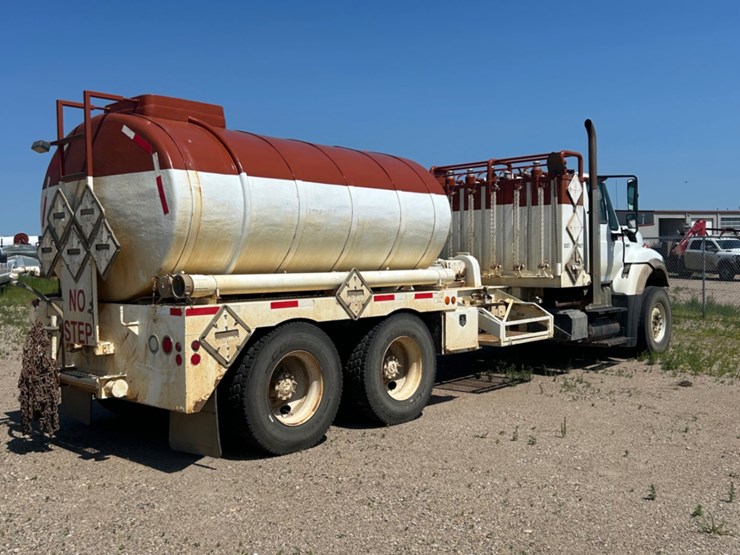 2012-international-workstar-7500-image-5