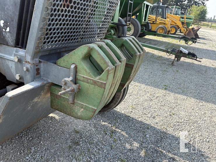 new-holland-7610s-image-6