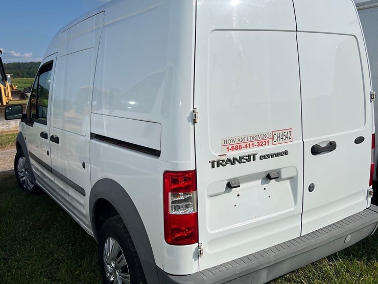 2011-ford-transit-connect-image-10