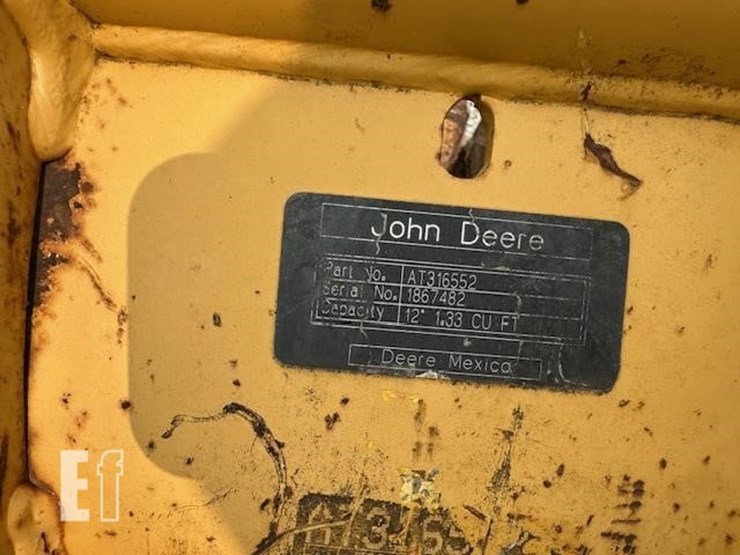 2014-deere-35g-image-44