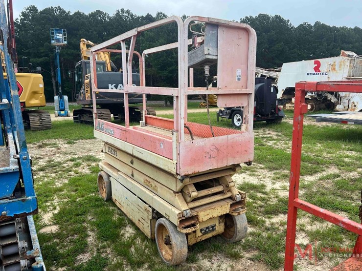 jlg-2032e2-image-1